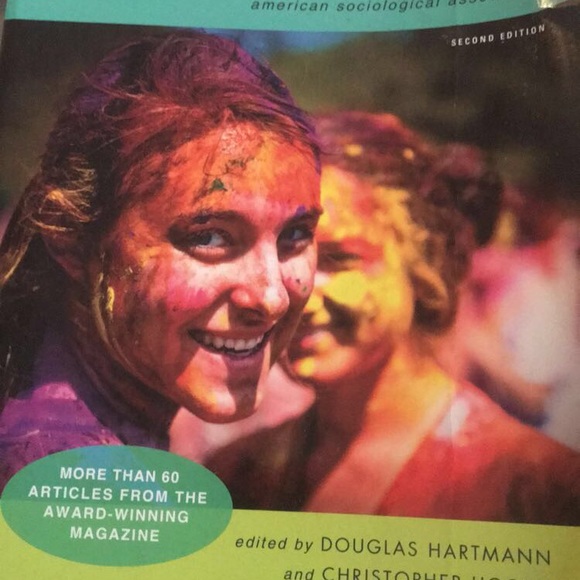 Books - Picture 3 of 6